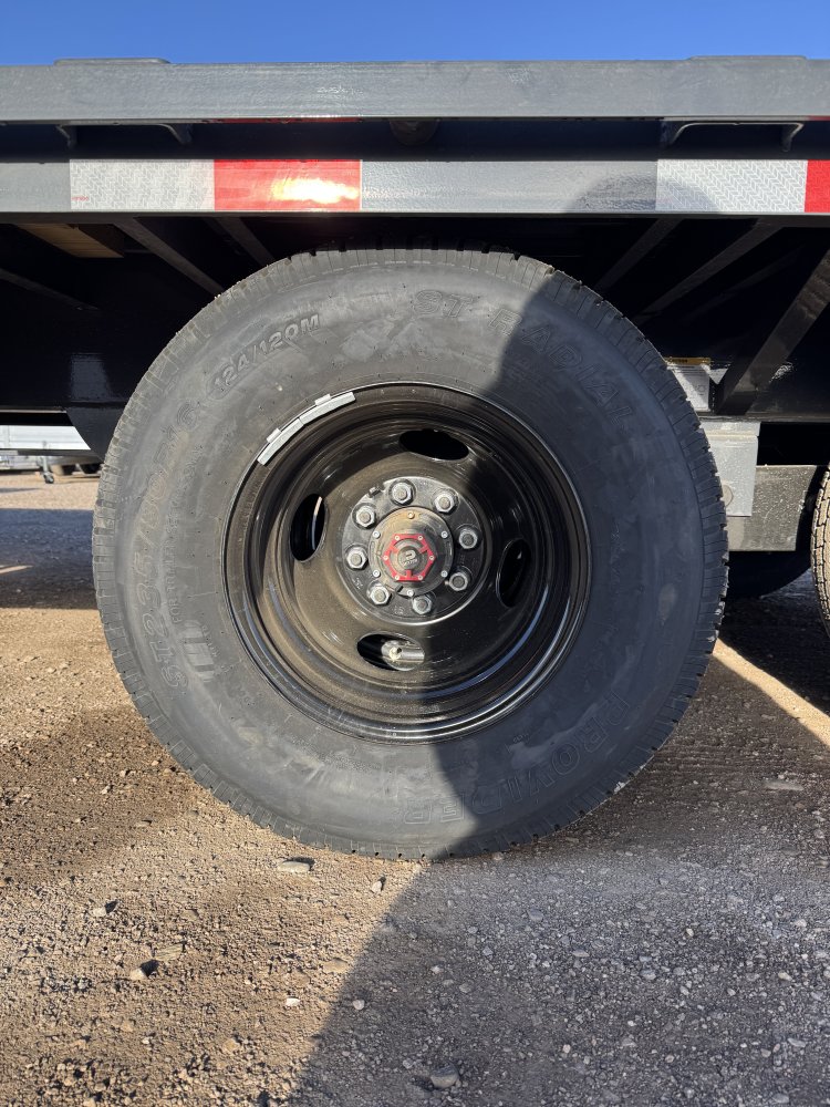 102"x32' Lamar Equipment