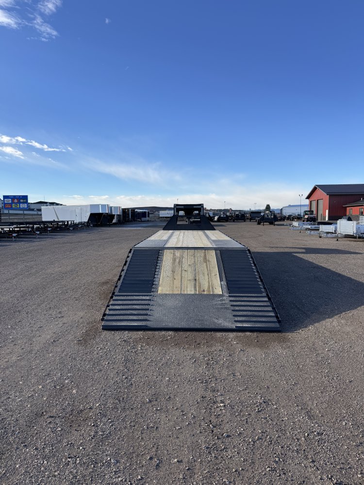 102"x32' Lamar Equipment