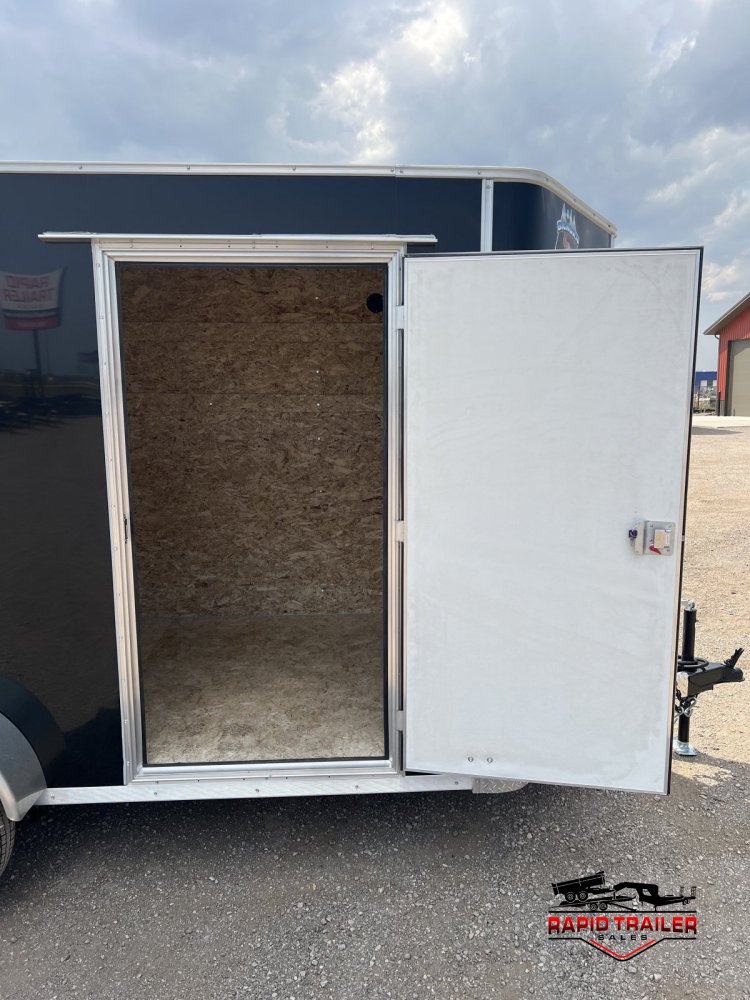 6'x10' R & M Mfg. Inc Enclosed Cargo