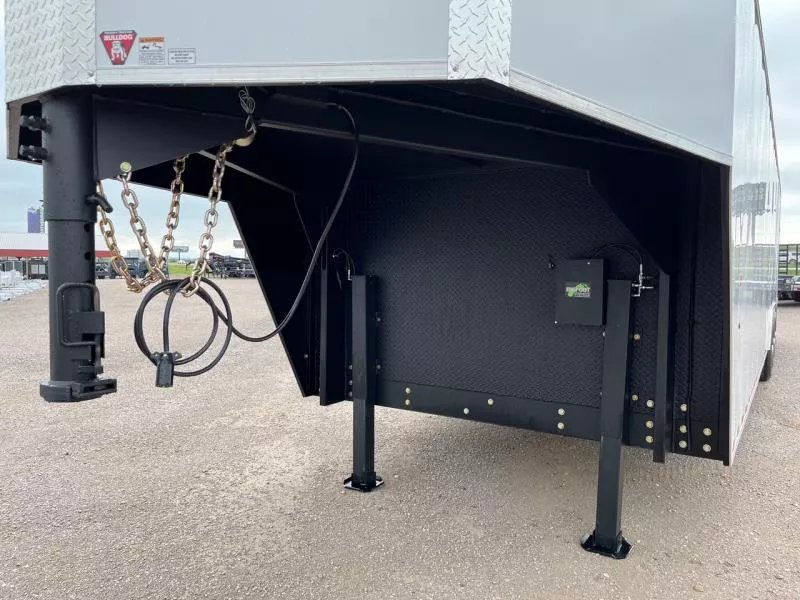 x AERO Enclosed Cargo