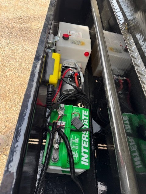 83"x14' Load Trail Dump