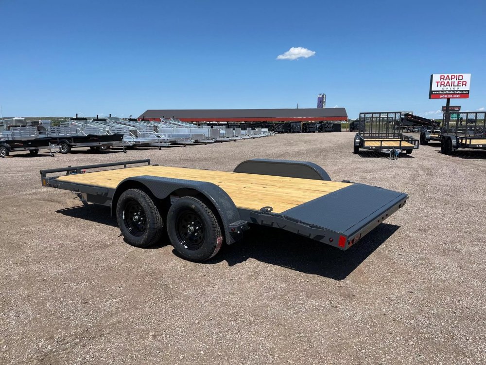x Lamar Trailers Equipment