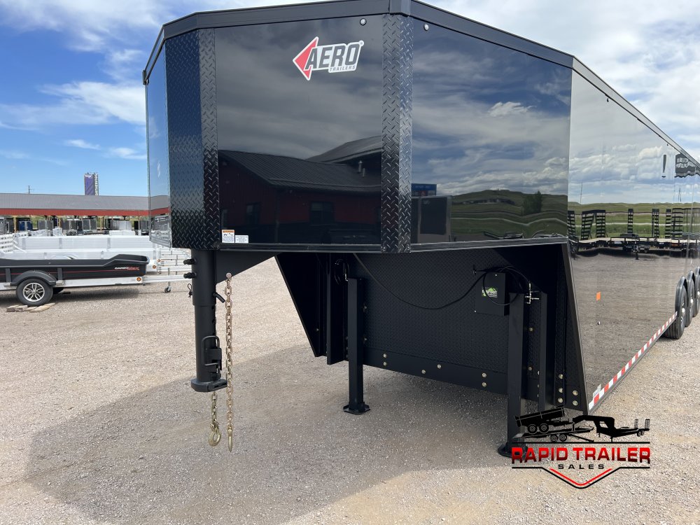 8' 6"x40' AERO Enclosed Cargo