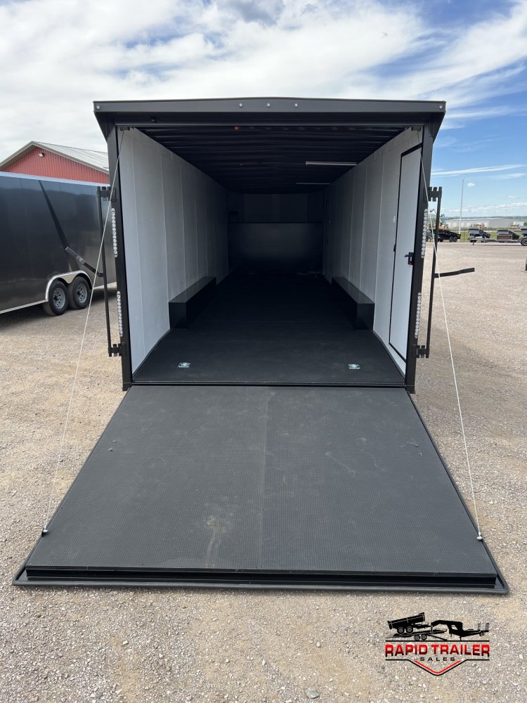 8' 6"x40' AERO Enclosed Cargo