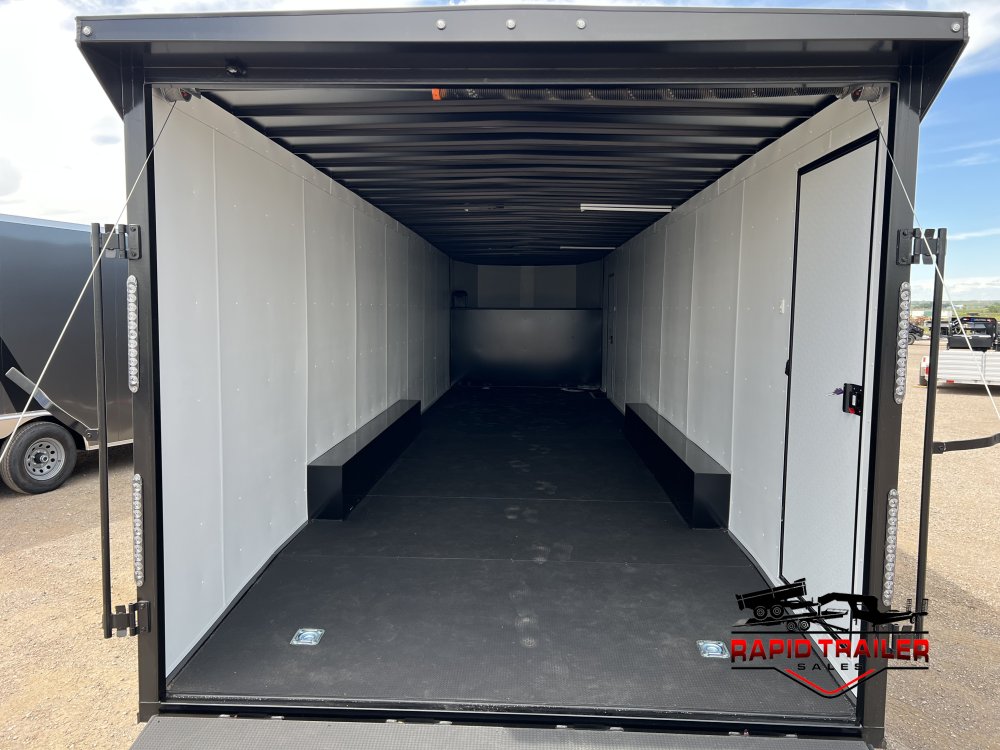 8' 6"x40' AERO Enclosed Cargo