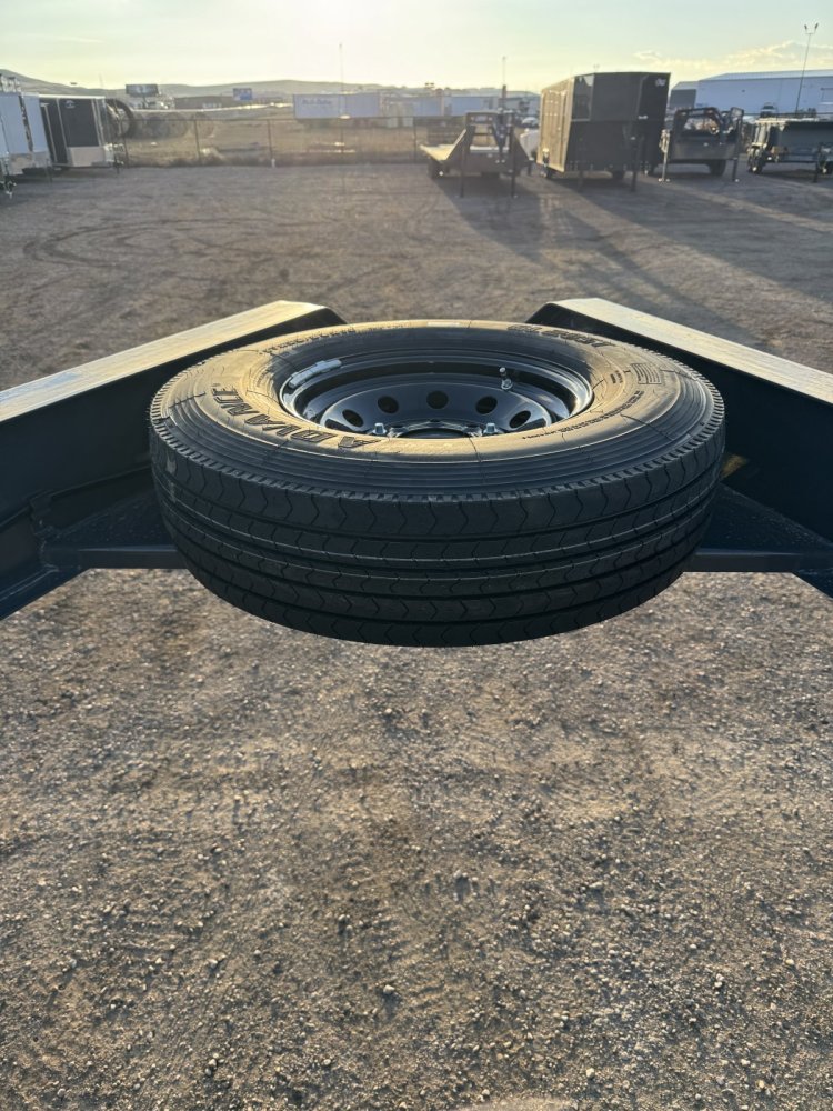 102"x40' Lamar Equipment