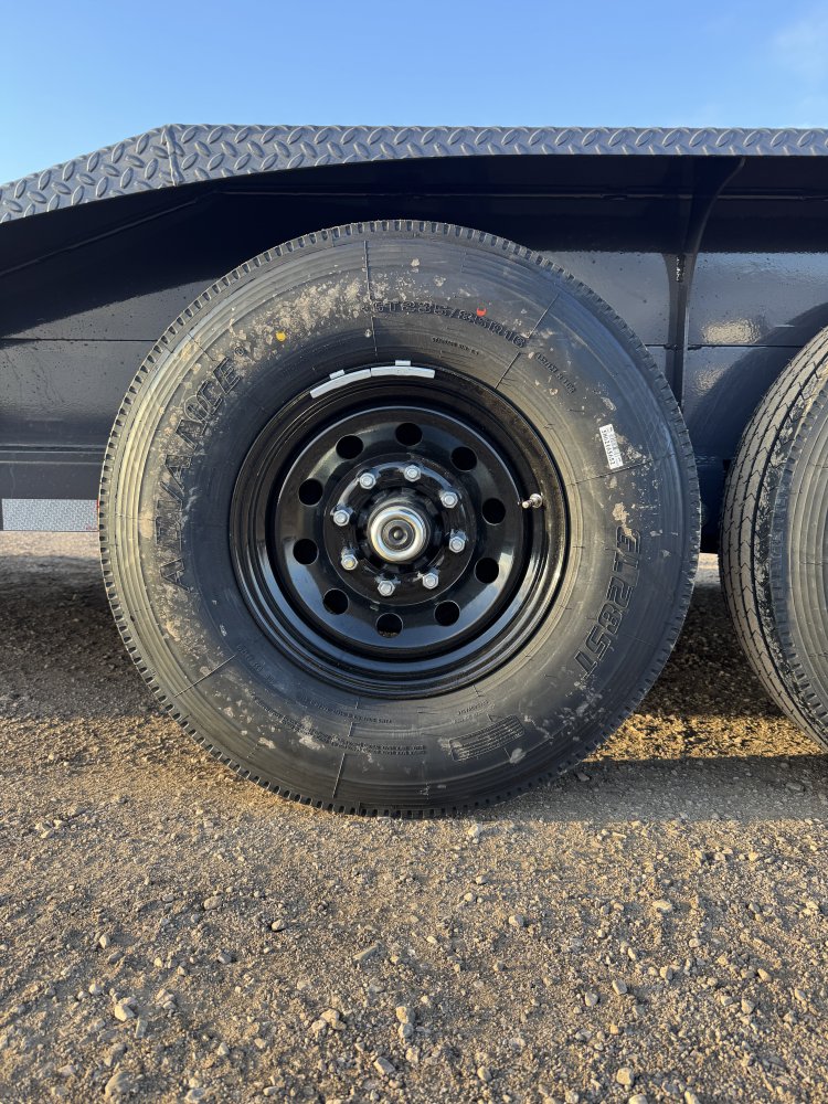 102"x40' Lamar Equipment