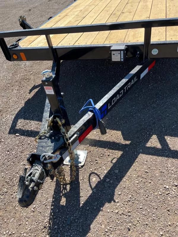 x Load Trail Equipment