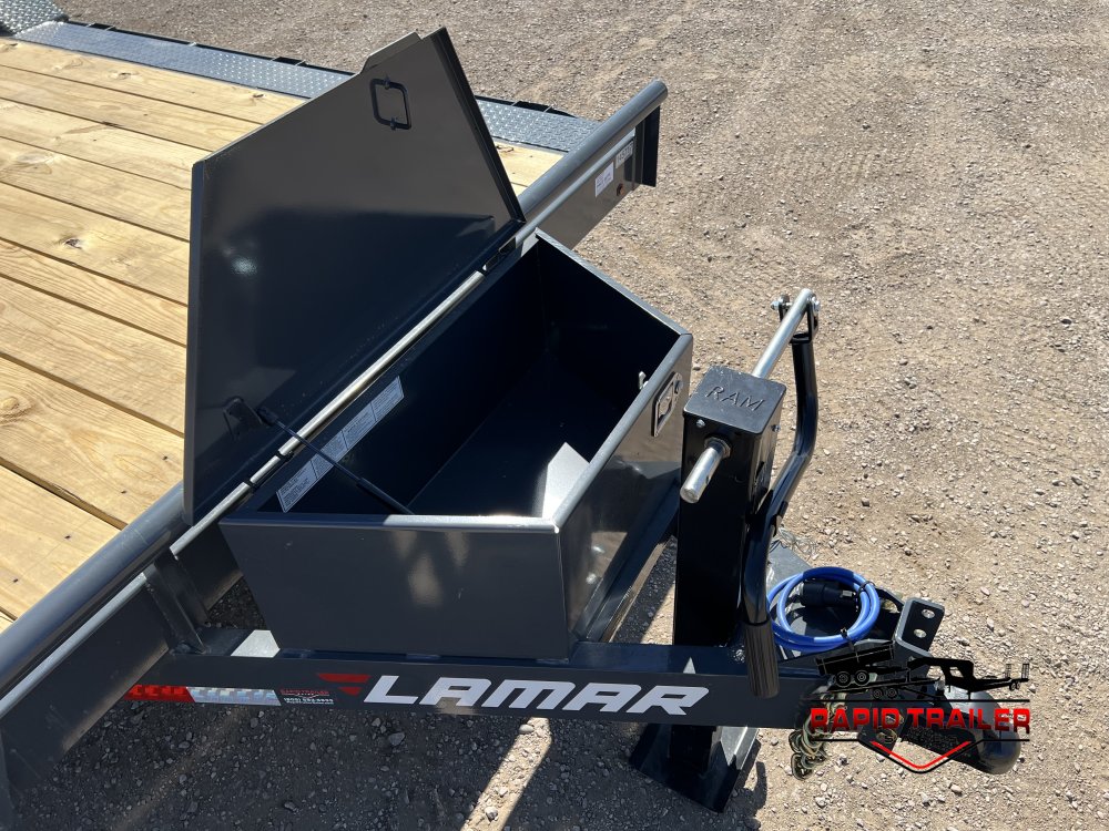 102"x20' Lamar Trailers Equipment