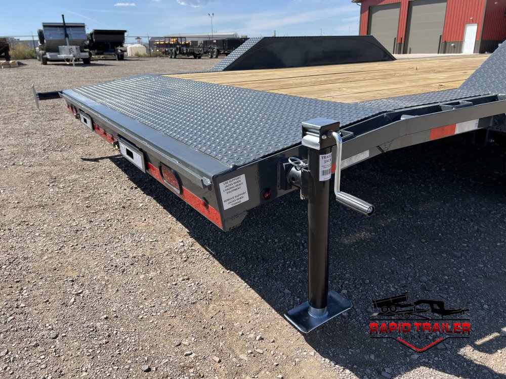 102"x20' Lamar Trailers Equipment