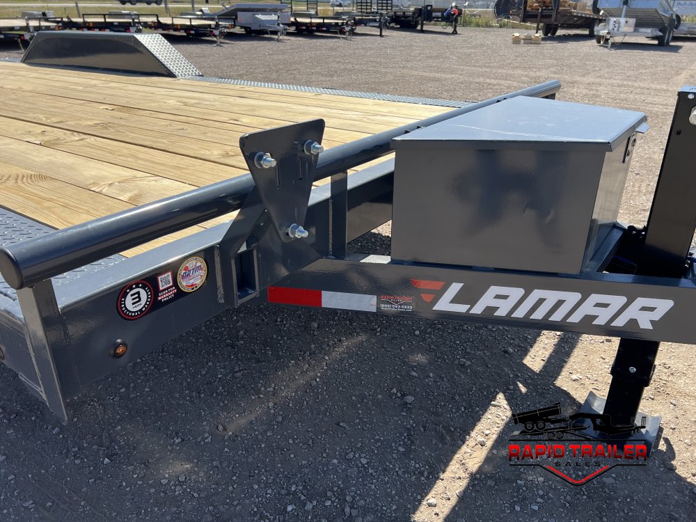 102"x20' Lamar Trailers Equipment