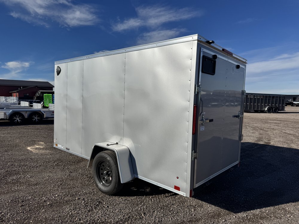 6'x12' Cross Enclosed Cargo