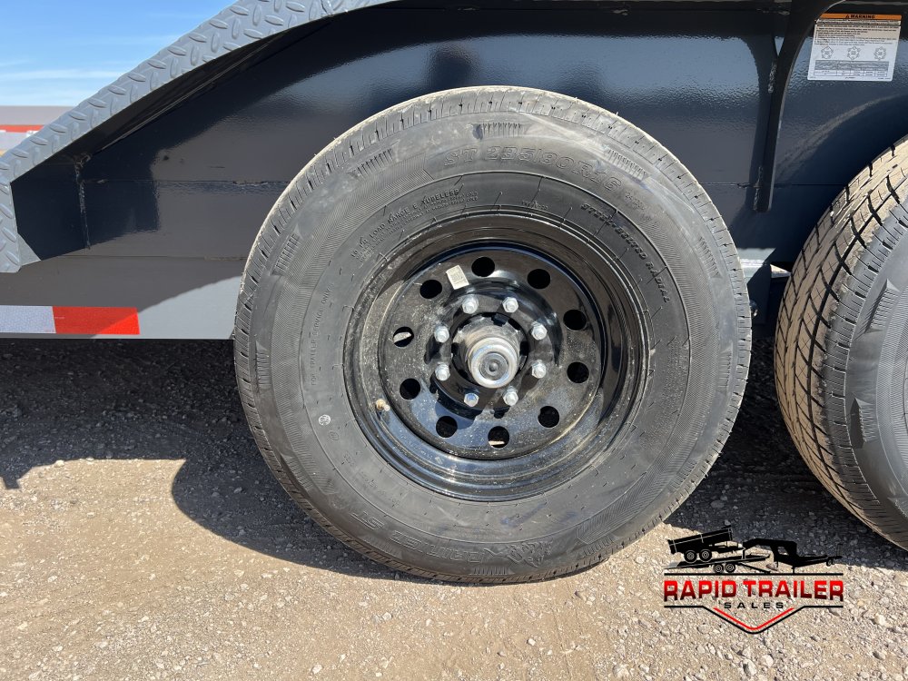 102"x22' Lamar Trailers Equipment
