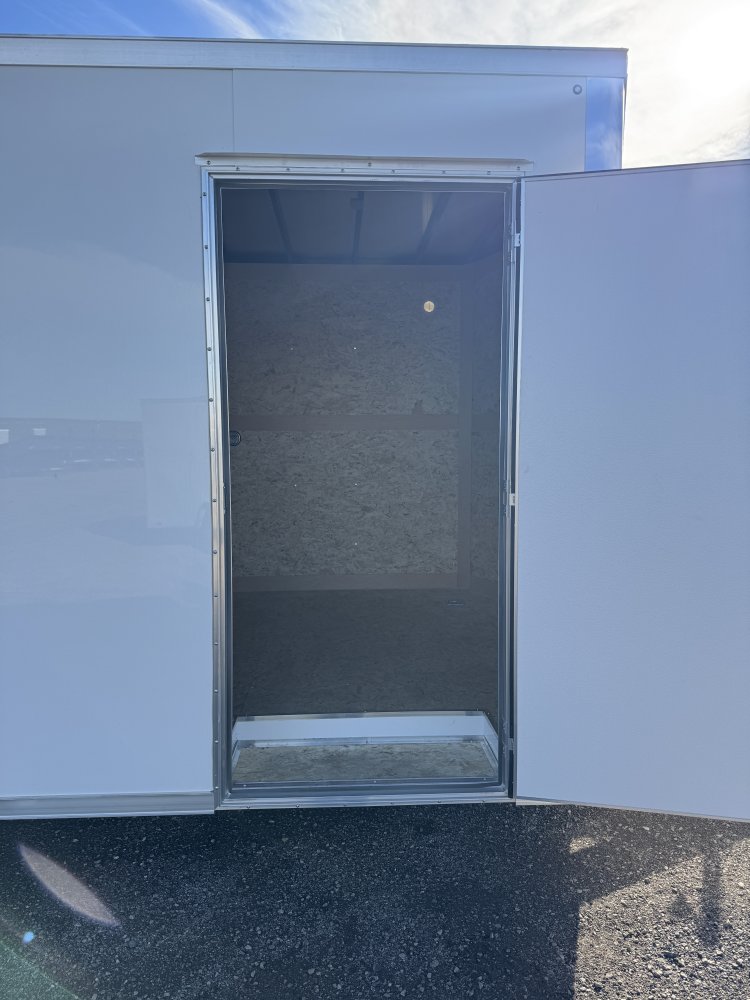 8.5'x16' Cross Enclosed Cargo