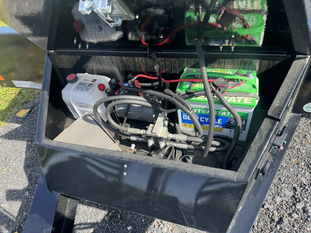 7x22 Load Trail Tilt Deck