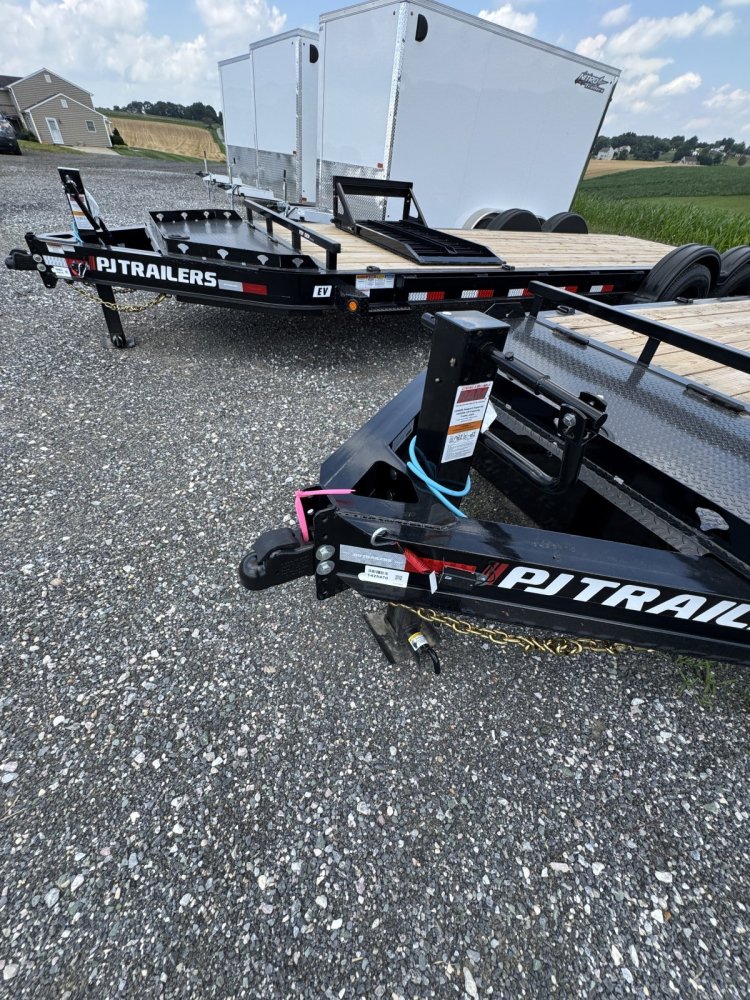 7x27 PJ Trailers Equipment