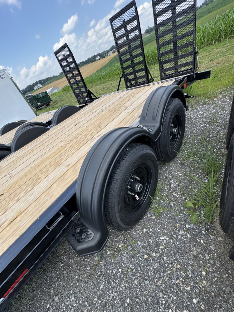 7x27 PJ Trailers Equipment