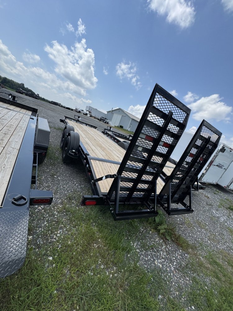 7x27 PJ Trailers Equipment