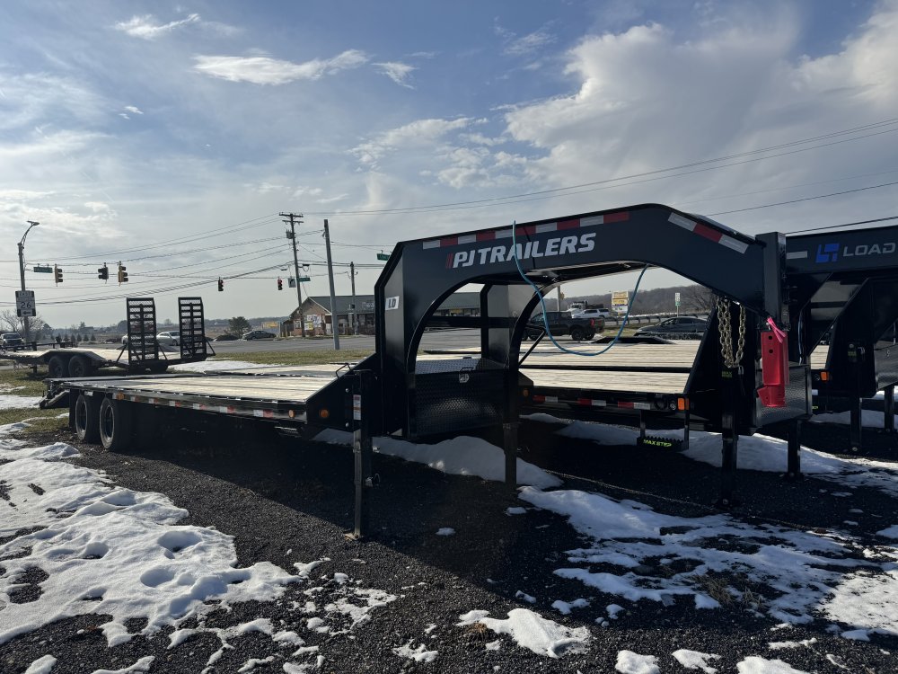8.5x28 PJ Trailers Gooseneck