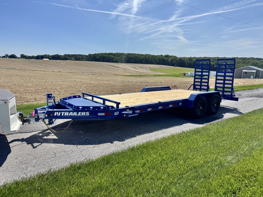 7x20 PJ Trailers Equipment