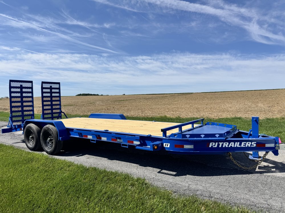 7x20 PJ Trailers Equipment