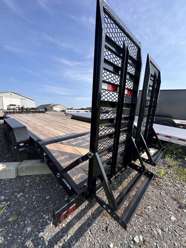 7x22 PJ Trailers Equipment