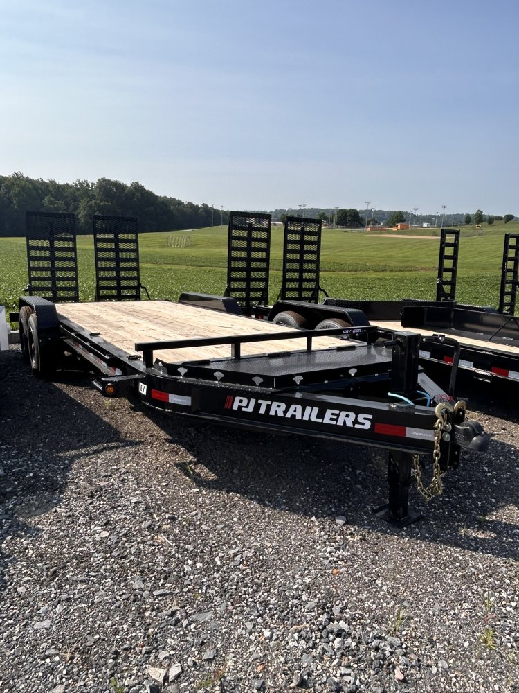 7x22 PJ Trailers Equipment