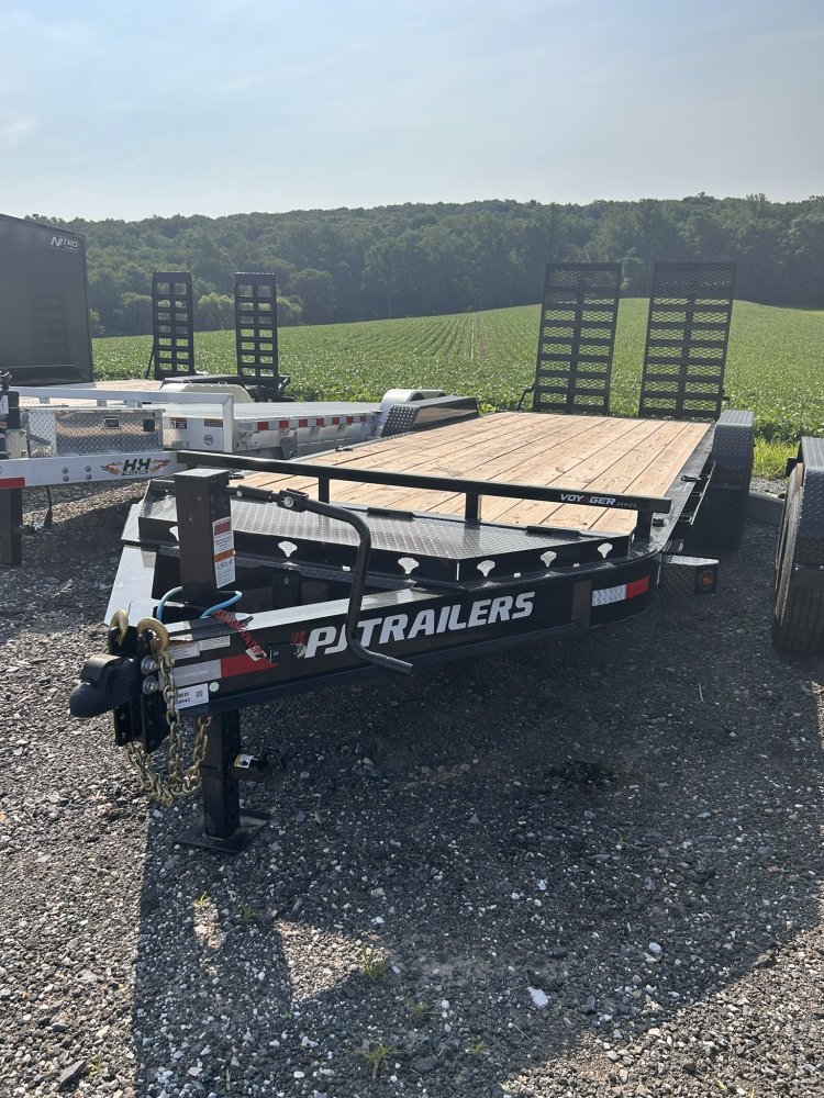 7x22 PJ Trailers Equipment