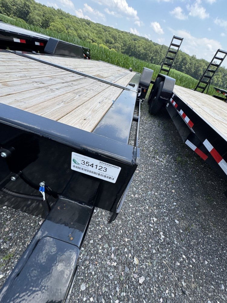7x22 Load Trail Tilt Deck