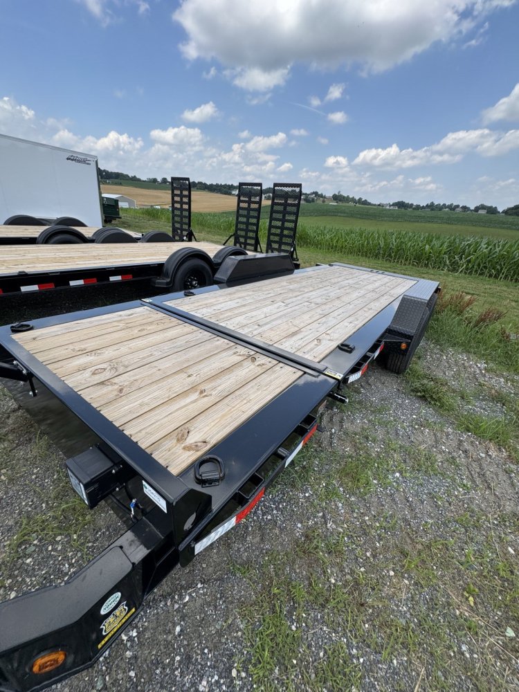 7x20 Load Trail Tilt Deck