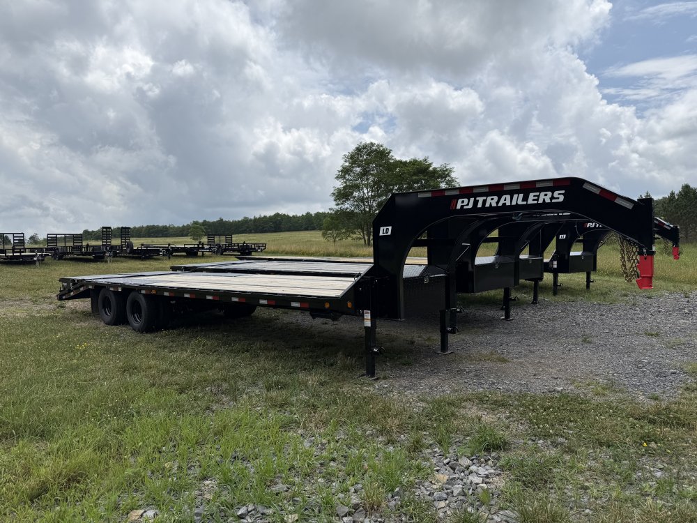 8.5x28 PJ Trailers Gooseneck