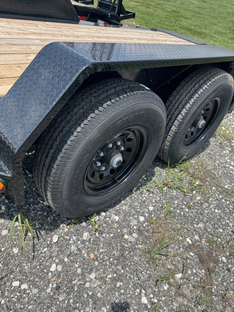 7x22 Load Trail Tilt Deck