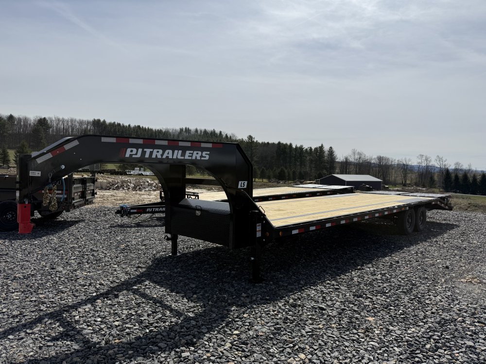 8.5x30 PJ Trailers Gooseneck