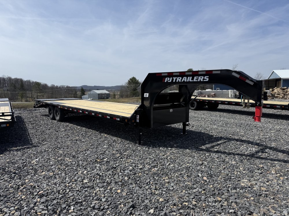 8.5x30 PJ Trailers Gooseneck