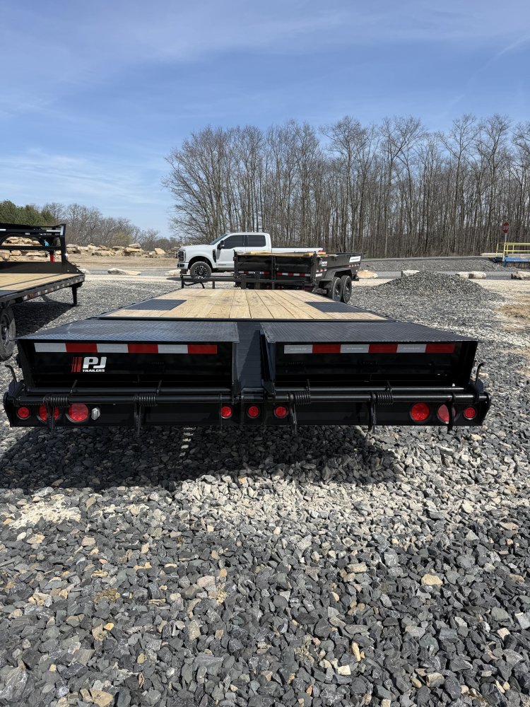 8.5x24 PJ Trailers Deckover