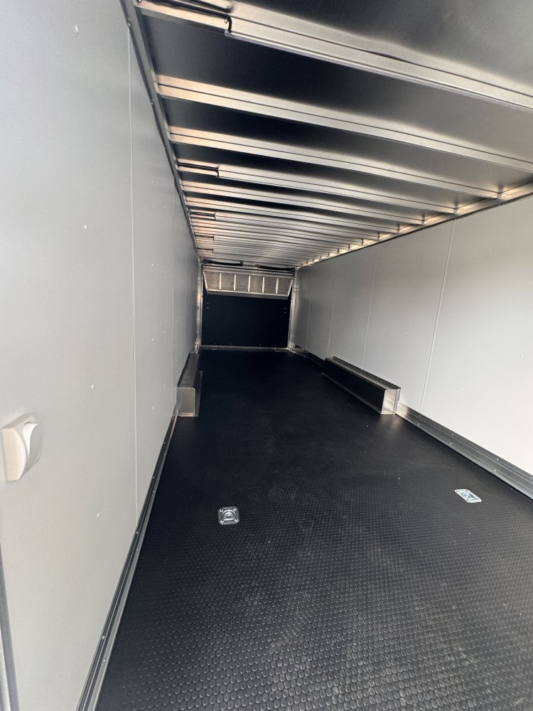 8.5x28 Nitro Enclosed Cargo