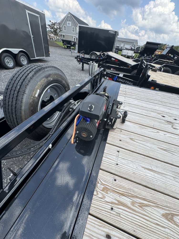 8.5x24 Load Trail Car Hauler