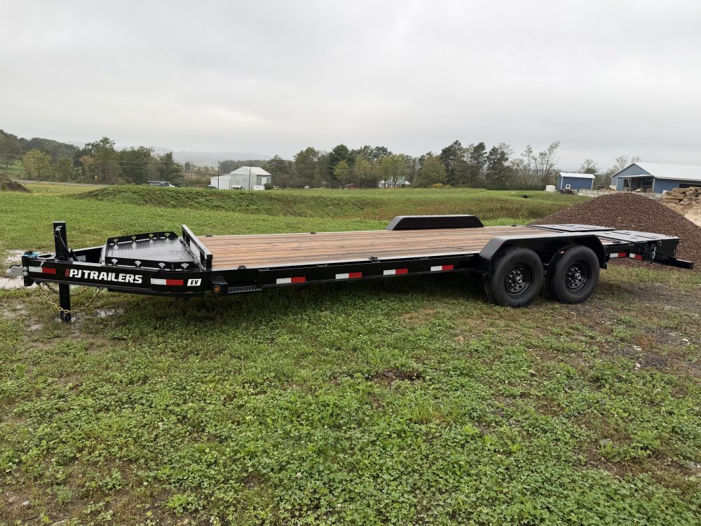 7'x22' PJ Trailers Equipment - photo 1