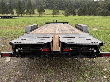 7'x22' PJ Trailers Equipment thumbnail 5