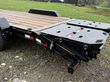 7'x22' PJ Trailers Equipment thumbnail 6