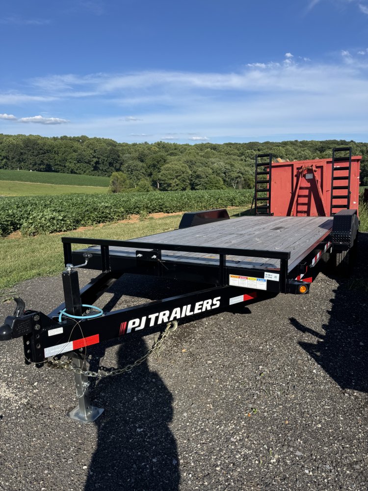 7x20 PJ Trailers Equipment