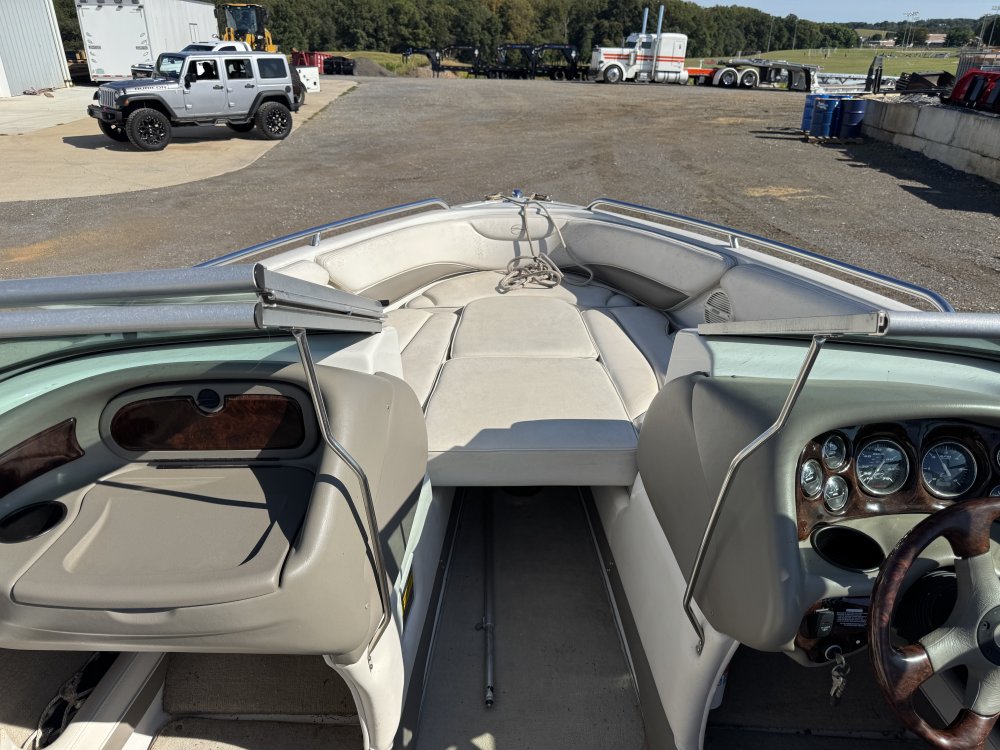 2003 Crownline BOAT