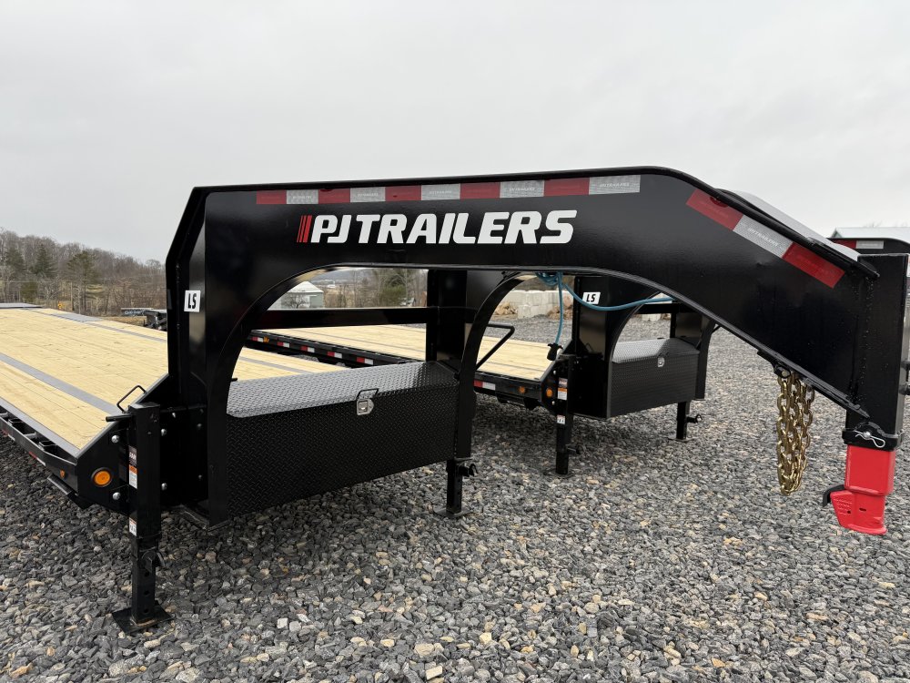 8.5x40 PJ Trailers Gooseneck