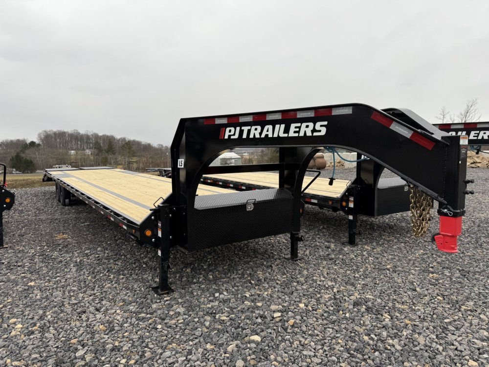 8.5x40 PJ Trailers Gooseneck