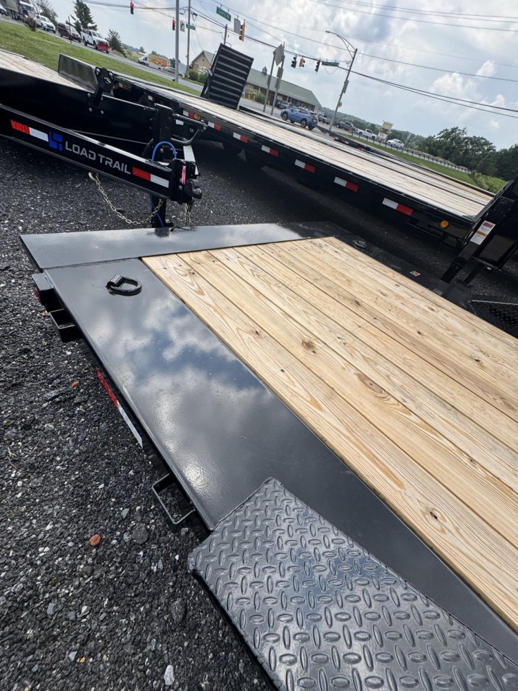 8.5x20 Load Trail Tilt Deck