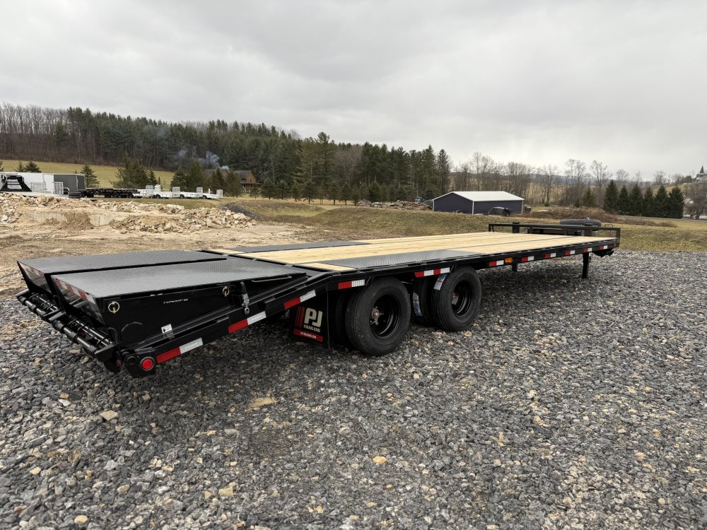 8.5x26 PJ Trailers Deckover