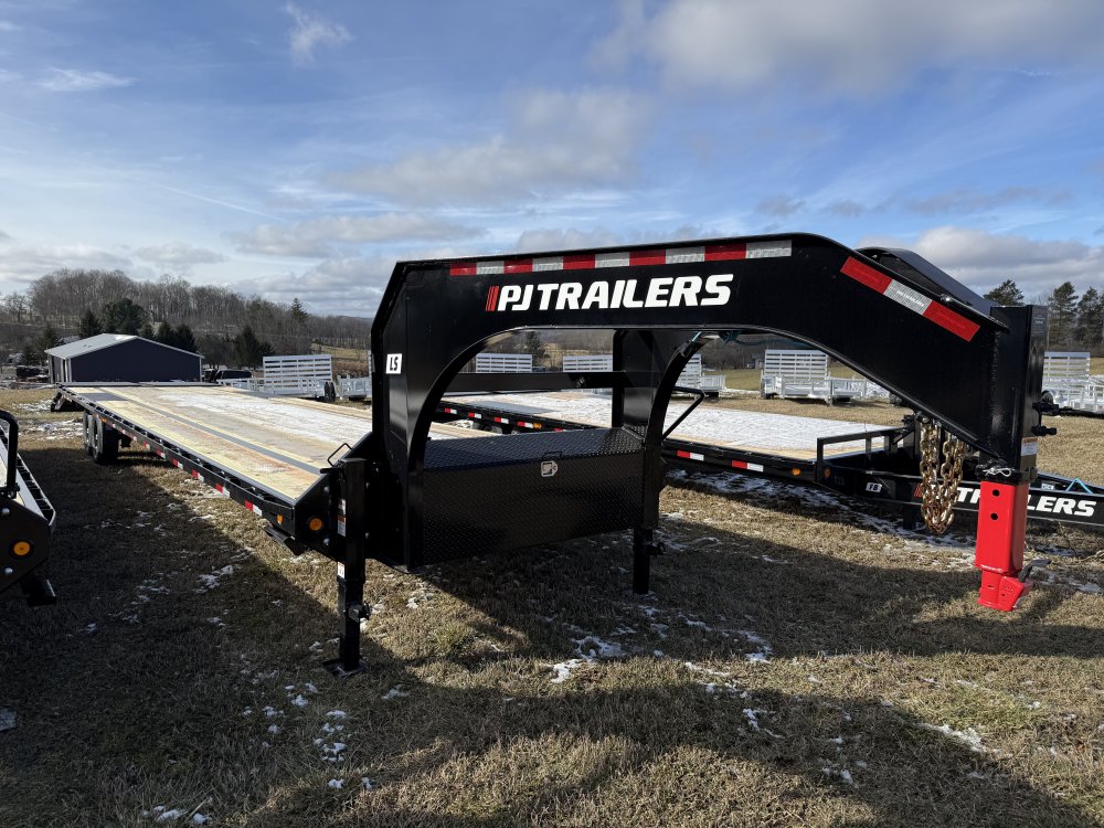 8.5x40 PJ Trailers Gooseneck