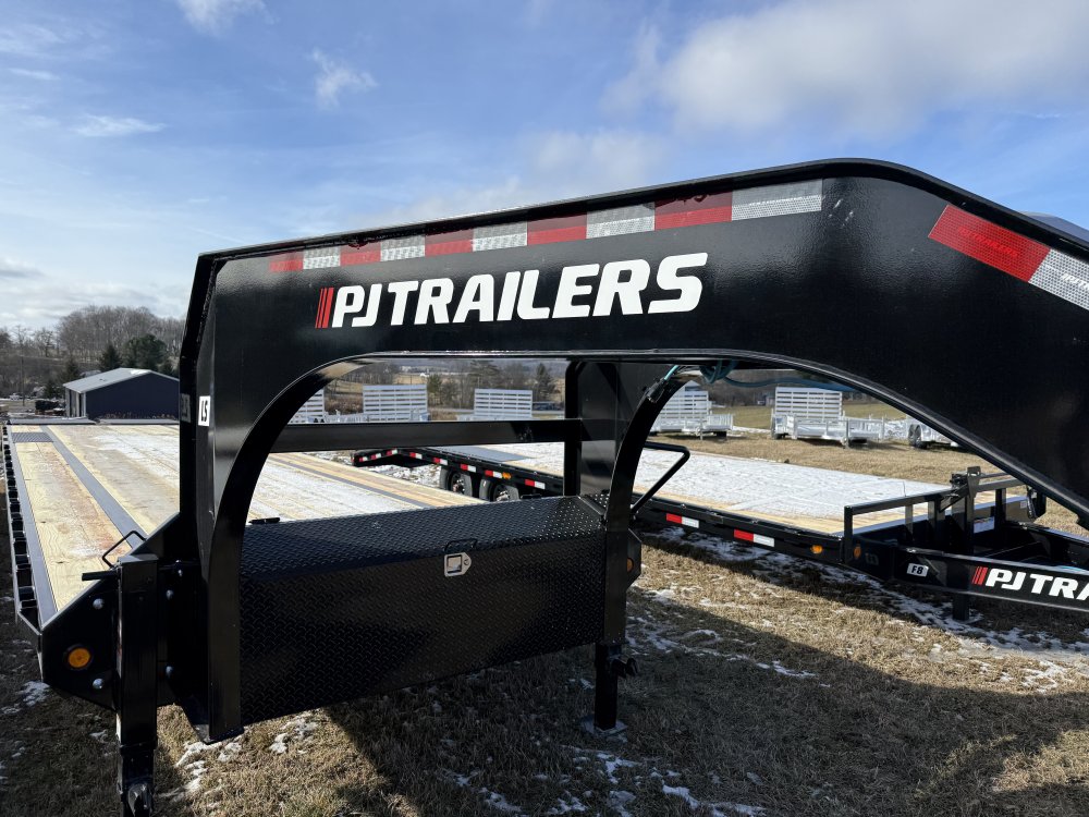 8.5x40 PJ Trailers Gooseneck