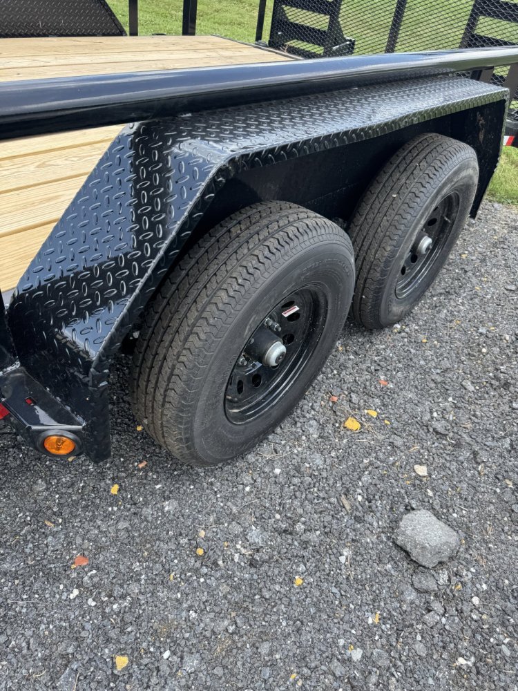 7x20 Load Trail Car Hauler