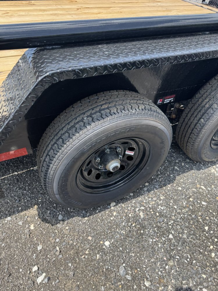 7x20 Load Trail Car Hauler